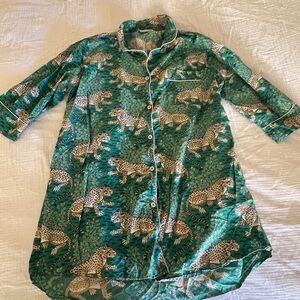 Printfresh Green Leopard Print Nightgown